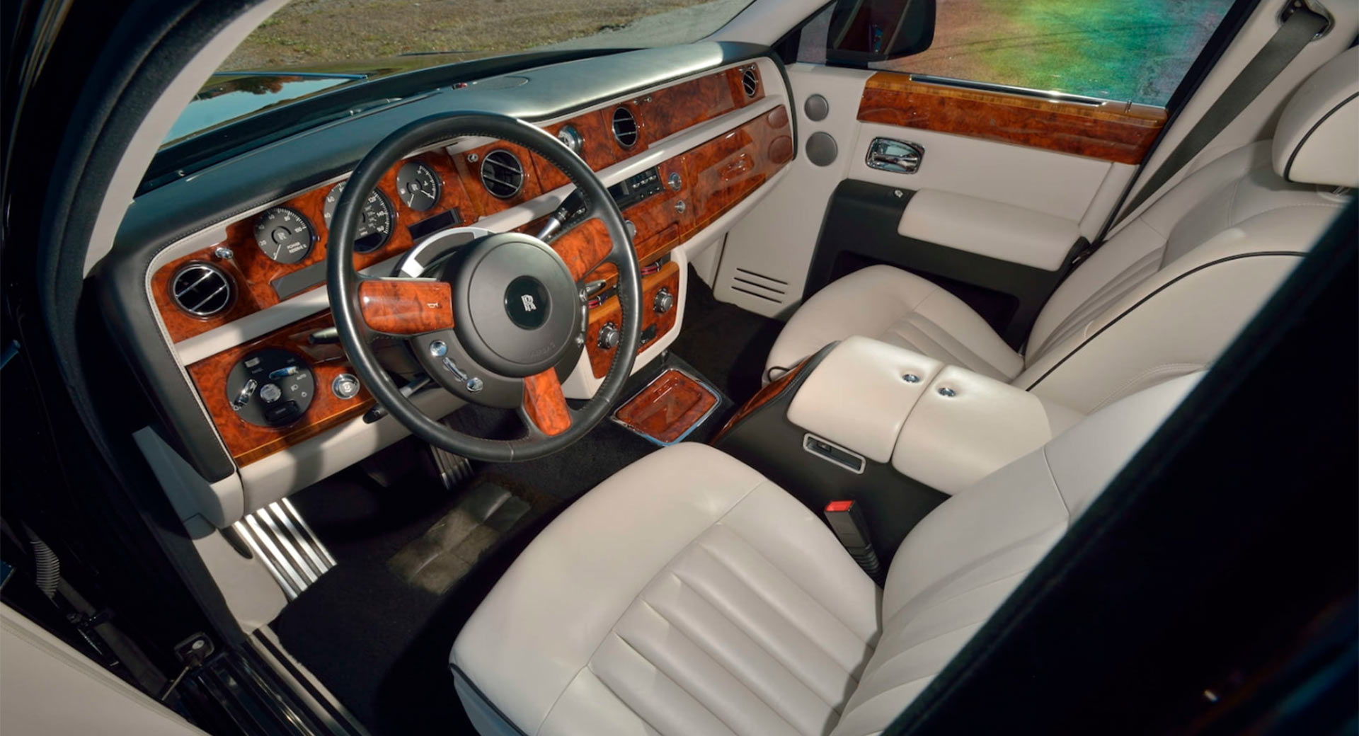 This is the very first BMWera RollsRoyce Phantom VII  Top Gear