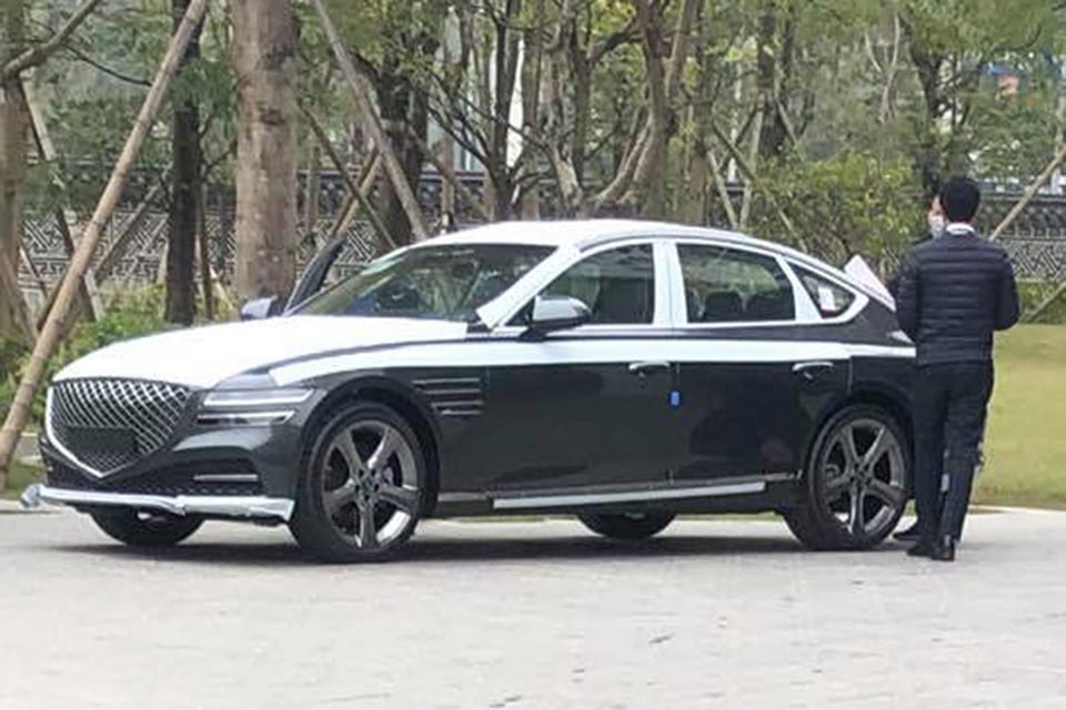 Genesis G80 2021 đầu tiên về Việt Nam: Đối trọng Mercedes-Benz E-Class, không phải ai cũng mua được - Ảnh 1.