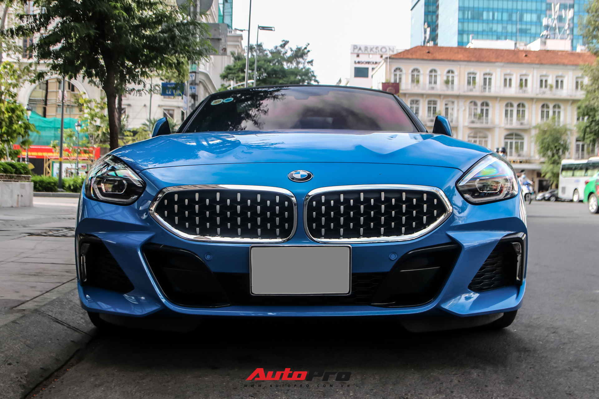 BMW Z4 đã hot, chủ nhân chiếc xe này còn gây ấn tượng với lớp sơn độc đáo - Ảnh 5.