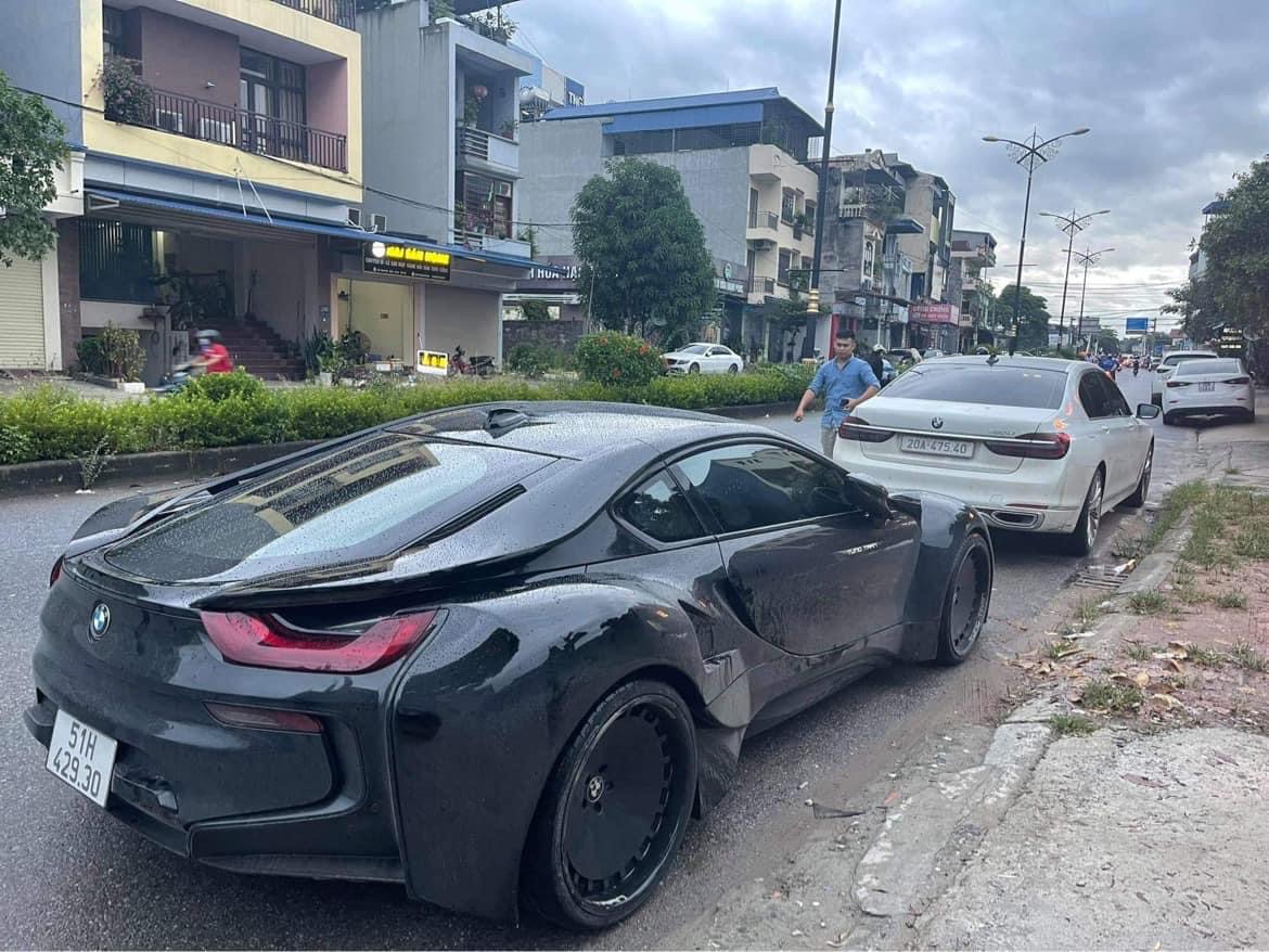 Dân chơi Thái Nguyên tậu BMW i8 độ thân rộng siêu độc lạ tại Việt Nam - Ảnh 1.