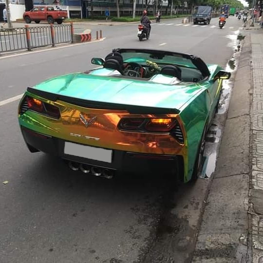 Mới chạy 27.000km, Chevrolet Corvette Stingray trang bị gói hiệu suất cao được bán lại với giá hơn 3 tỷ đồng - Ảnh 2.