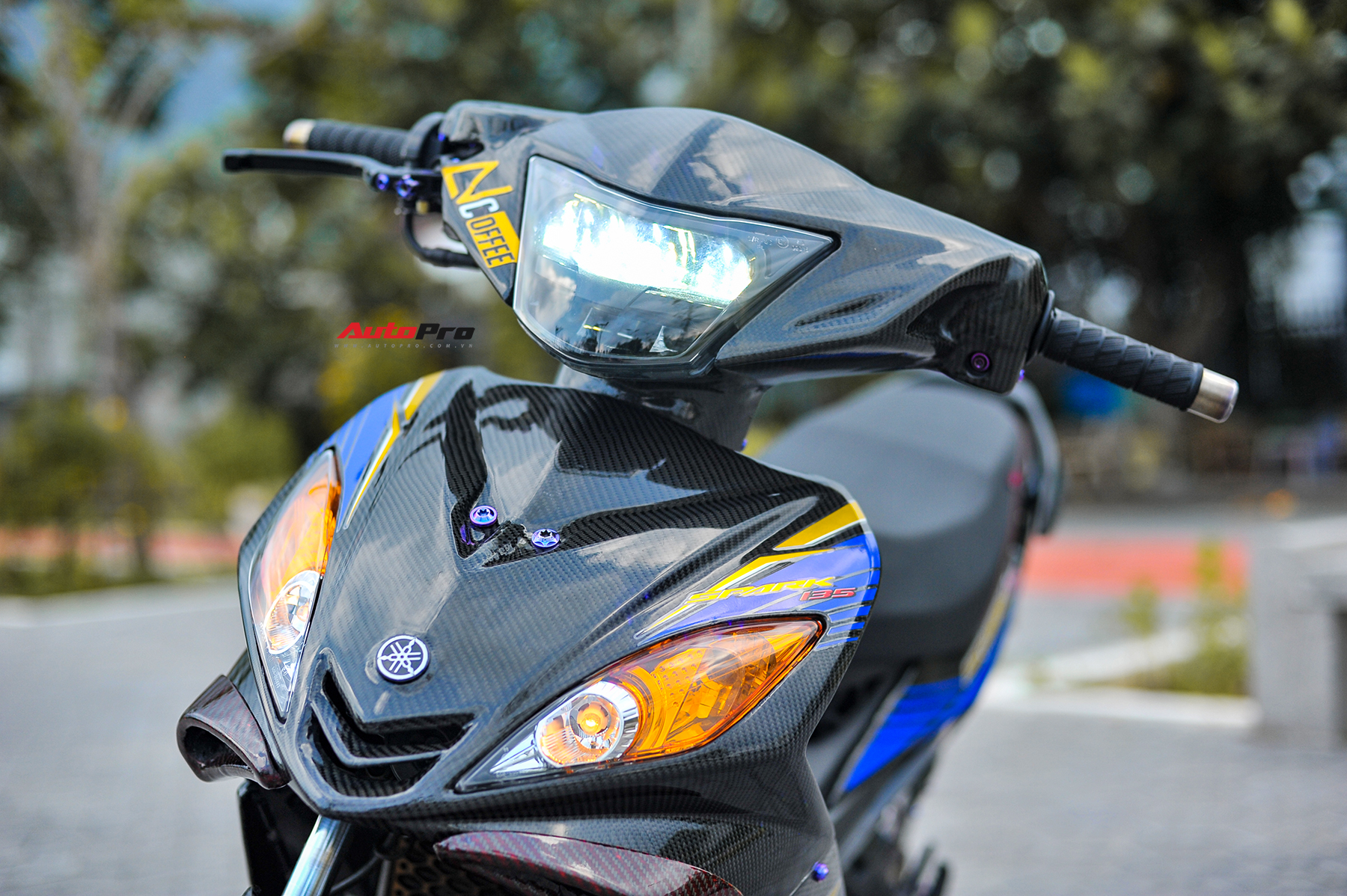 Yamaha Exciter độ hơn 170 triệu đồng của biker Việt: C&oacute; vật liệu tương tự si&ecirc;u xe McLaren 720S Novitec N-Largo - Ảnh 7.