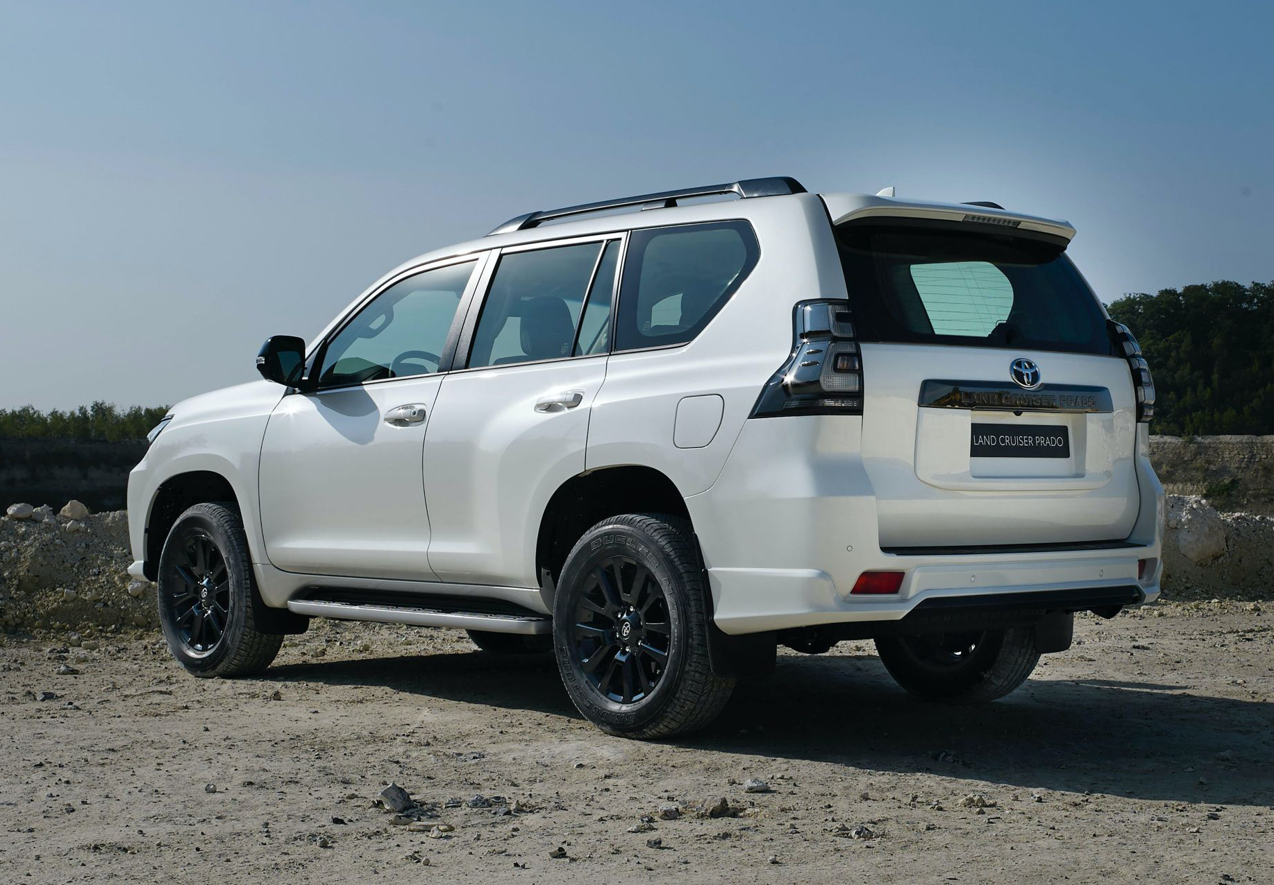 Toyota Land Cruiser Prado 2021 ra mắt Việt Nam: Thêm khởi động nút bấm, tăng công nghệ, giá từ 2,548 tỷ đồng đe nẹt Ford Explorer sắp ra mắt - Ảnh 5.