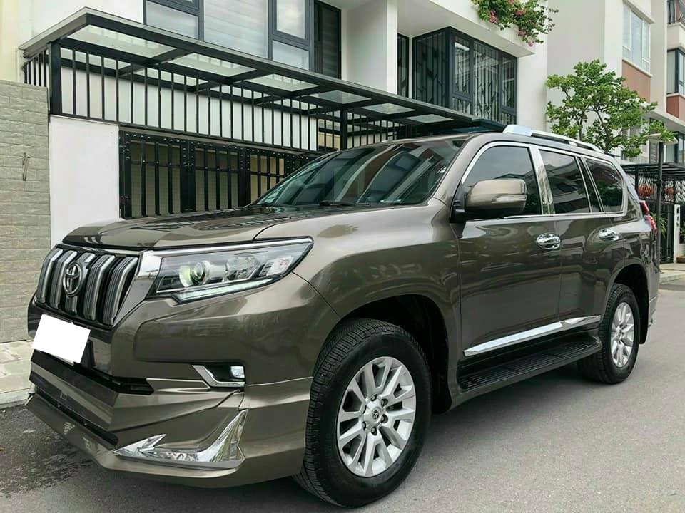 6 năm tuổi, Toyota Land Cruiser Prado vẫn có giá trị tương đương Mercedes-Benz GLC  - Ảnh 1.