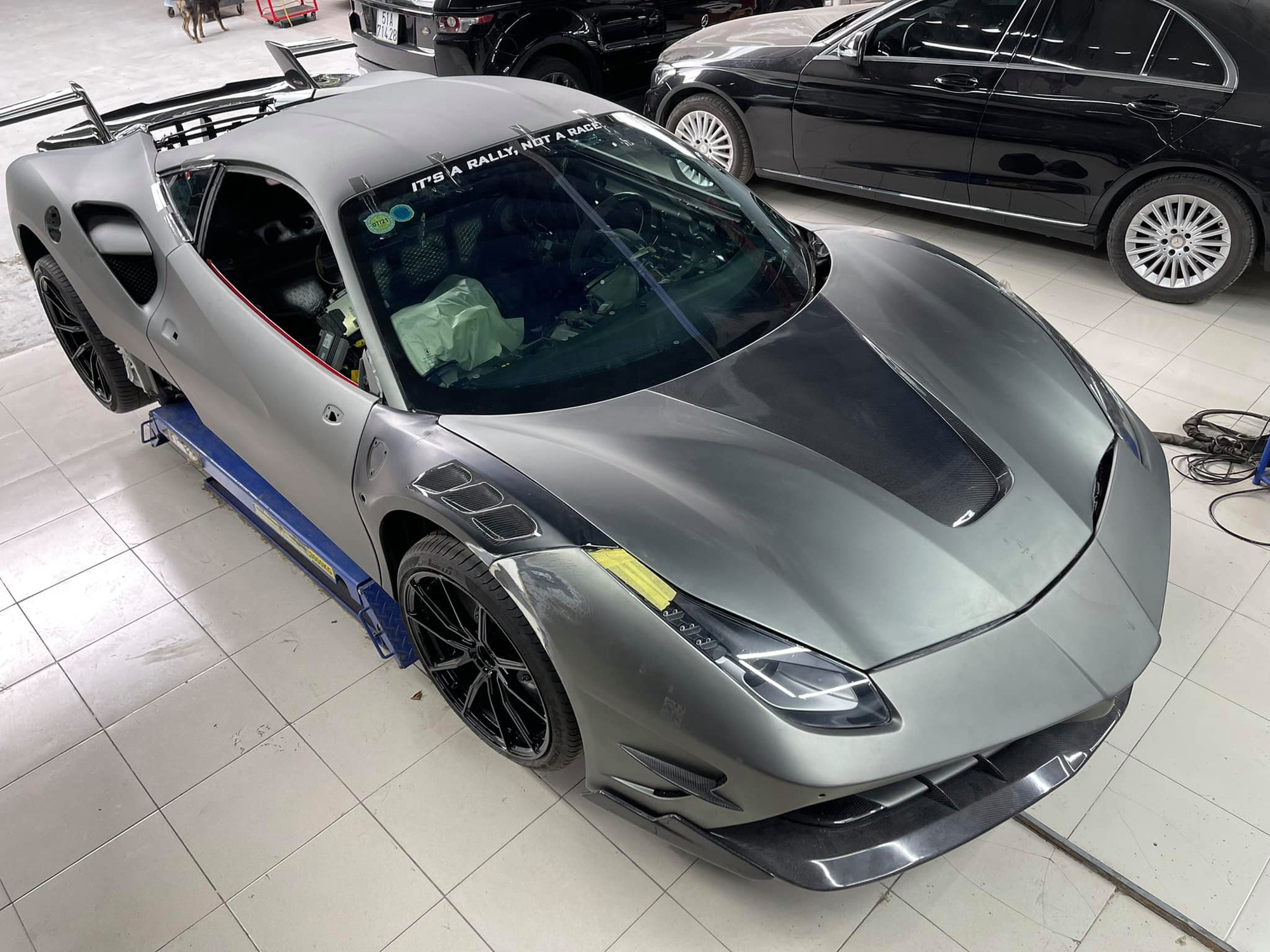 Ferrari 488 độ SVR của đại gia Sài Gòn nâng cấp gói độ mới, nâng công suất lên 750 mã lực - Ảnh 1.