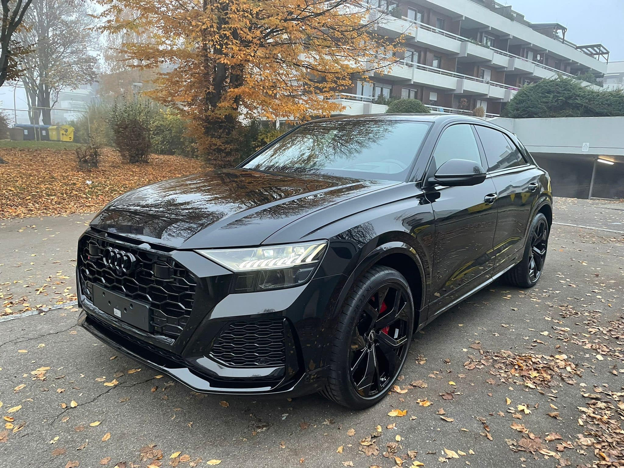 Rộ tin Audi RS Q8 2022 đầu tiên lên đường về Việt Nam: Lamborghini Urus giá rẻ dành cho đại gia Việt - Ảnh 1.