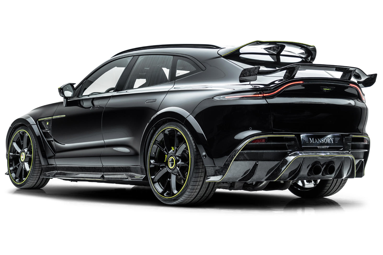 Thích Aston Martin DBX nhưng muốn cho Lamborghini Urus ngửi khói, đại gia Việt có thể tham khảo bản độ này - Ảnh 5.