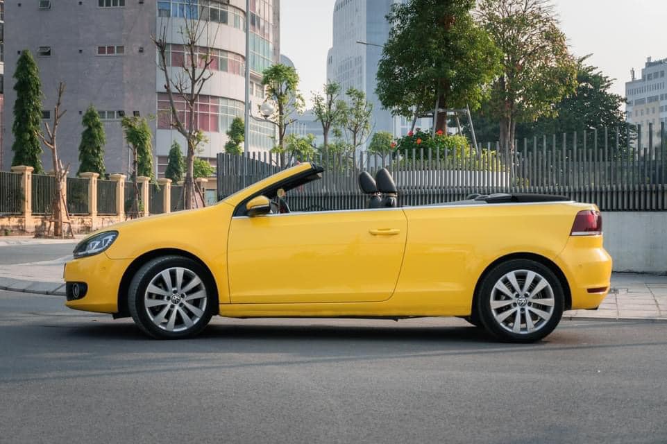 Qua gần 1 thập kỷ, hàng hiếm Volkswagen Golf Convertible bán lại có giá 890 triệu đồng - Ảnh 2.