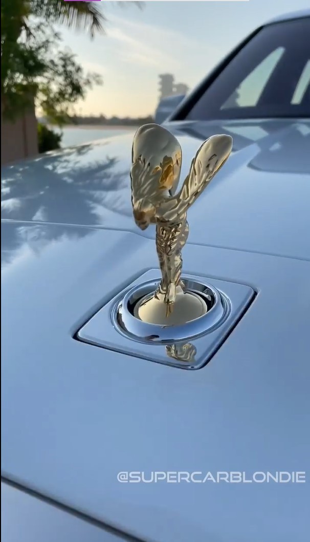 Rolls-Royce ra mắt Cullinan phiên bản dành riêng cho các đại gia Trung Đông - Ảnh 3.