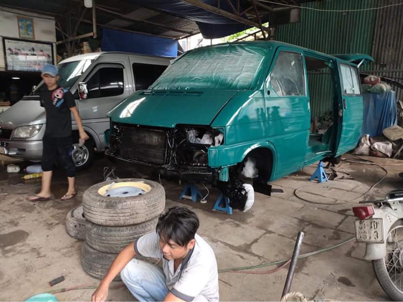 Chủ xe đầu tư ‘xây mới’ Volkswagen Transporter T4 thành ‘nhà di động’, bán lại với giá chỉ 168 triệu đồng - Ảnh 2.