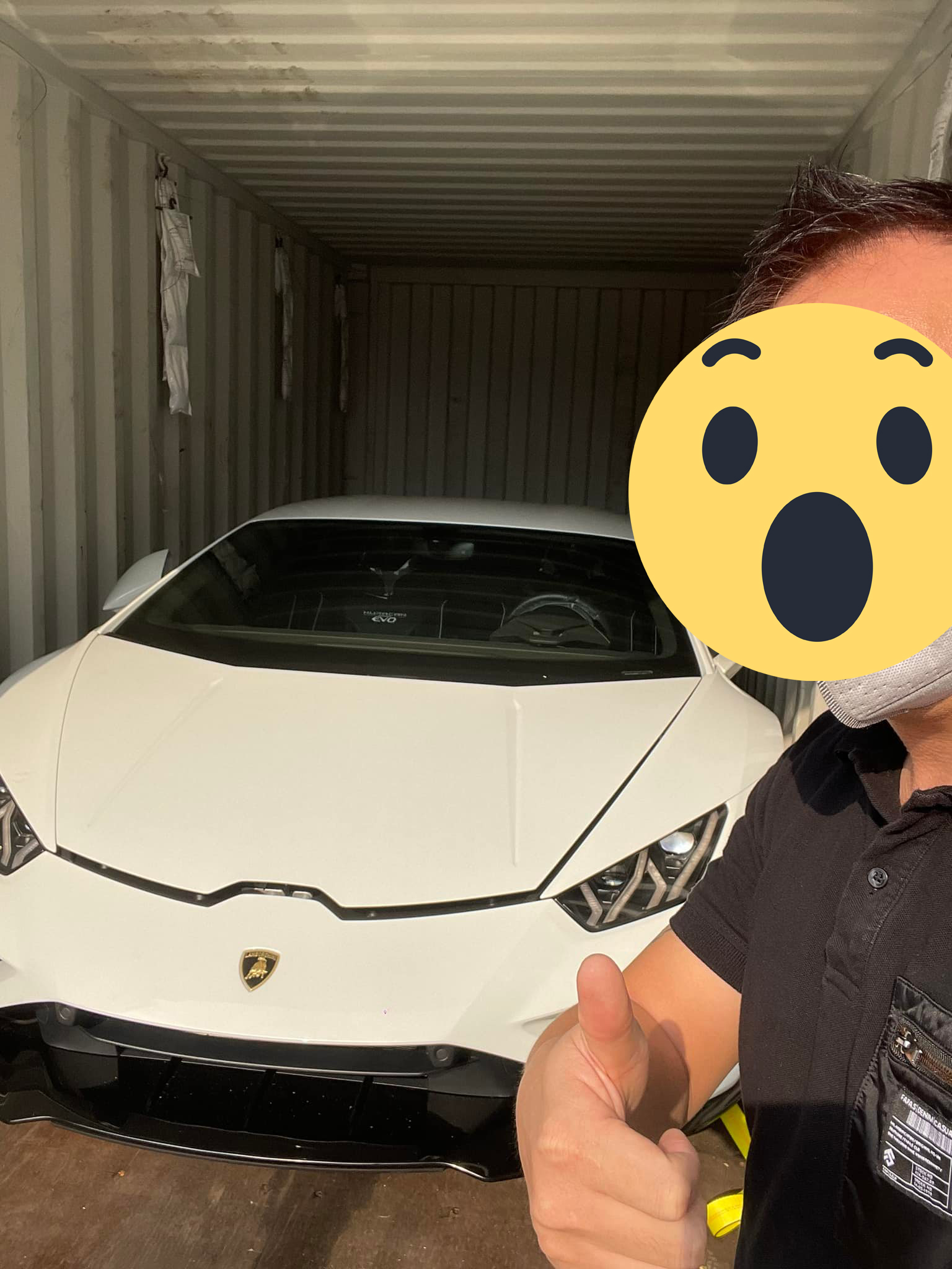 Lamborghini Huracan EVO RWD đầu tiên về nước, gia nhập dàn xe trăm tỷ cập bến Việt Nam cuối năm - Ảnh 1.