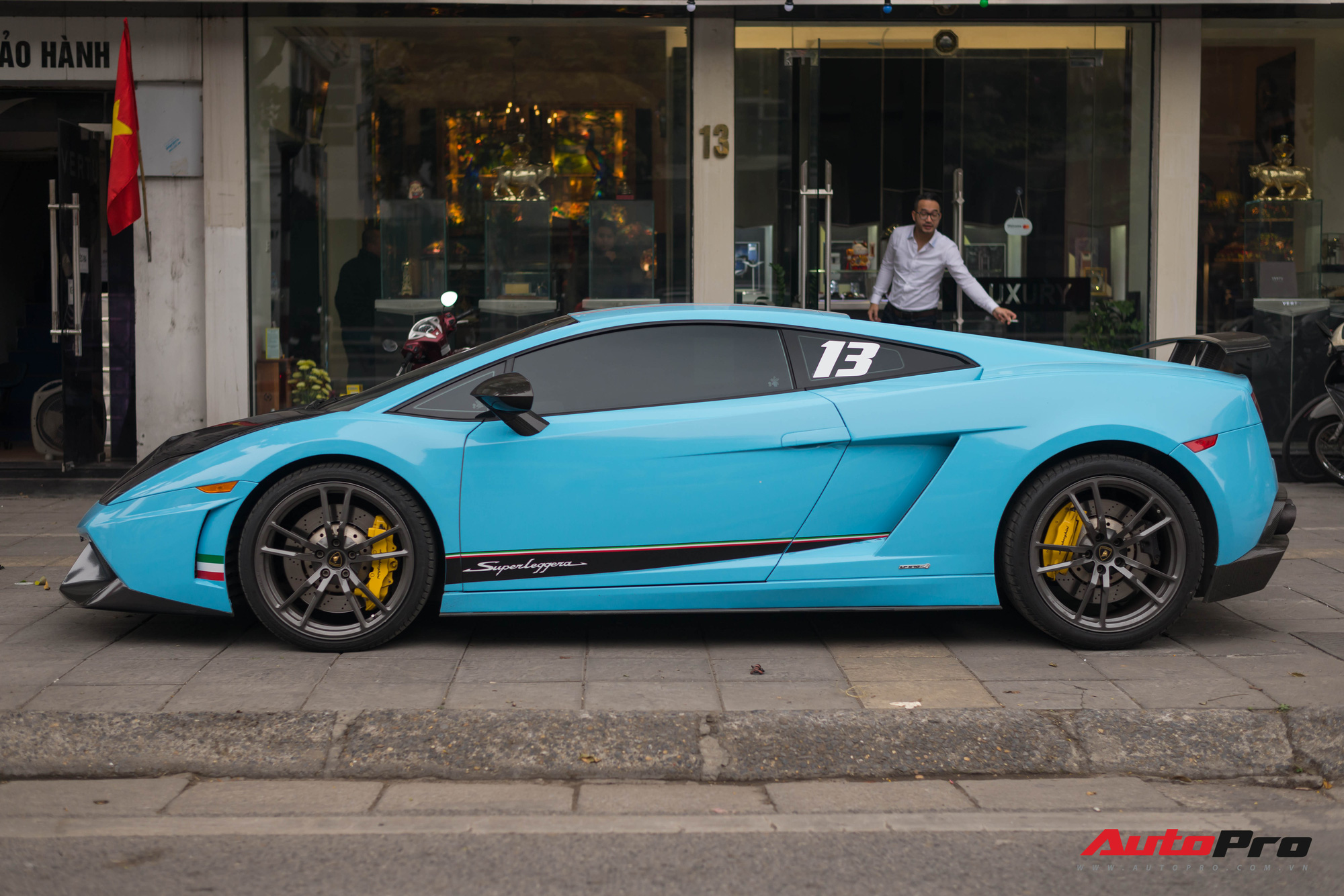 Bộ phận này khiến chủ nhân Lamborghini Gallardo LP570-4 Superleggera tại Hà Nội phải chi gần 4.000 USD để thay thế - Ảnh 3.