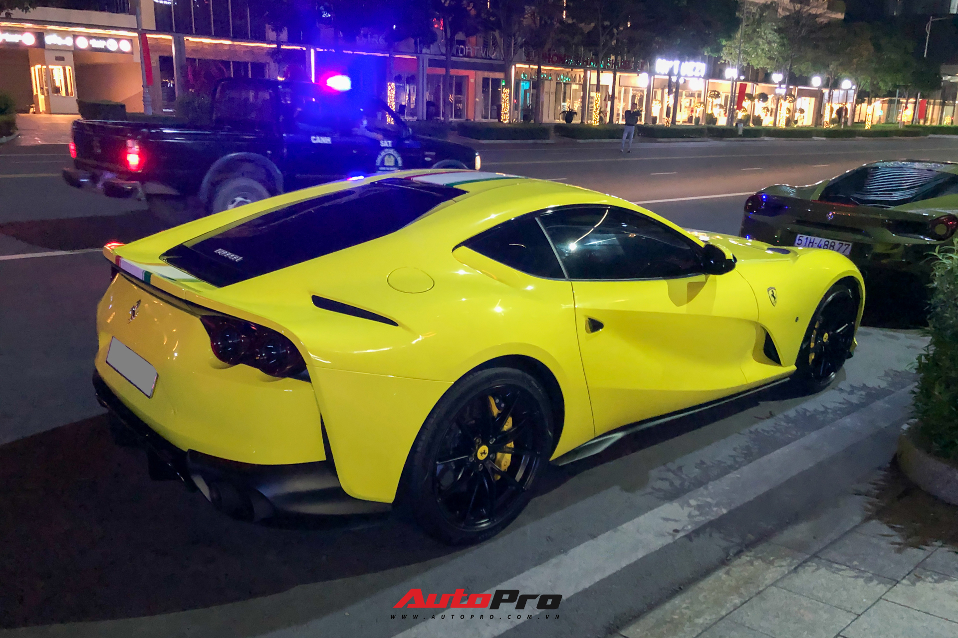 Ferrari 812 Superfast từng của đại gia Hải Phòng thay áo mới, một chi tiết tạo điểm nhấn - Ảnh 3.