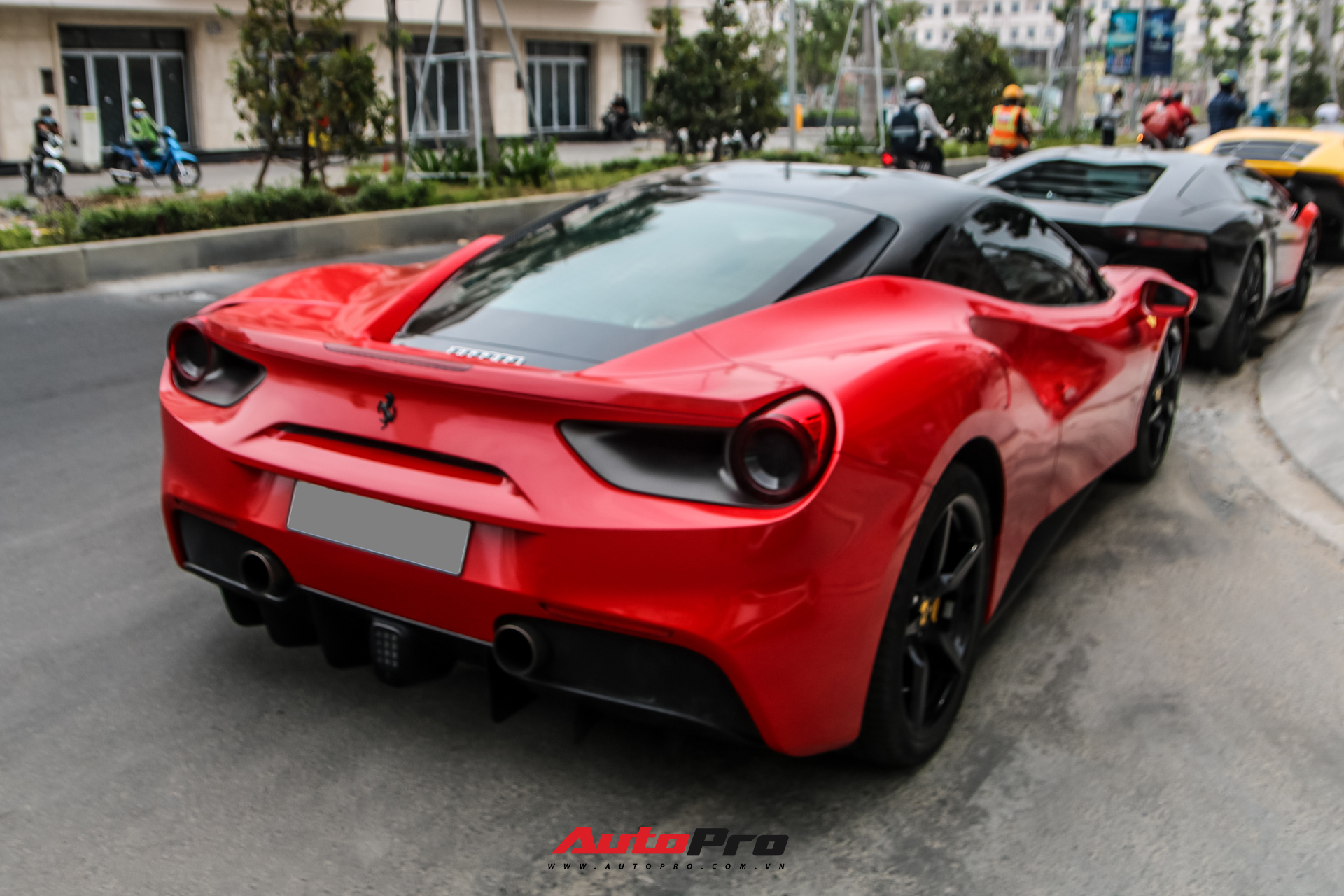 Ferrari 488 GTB từng của Nguyễn Quốc Cường bất ngờ xuất hiện tại Sài Gòn với diện mạo mới lạ - Ảnh 5.