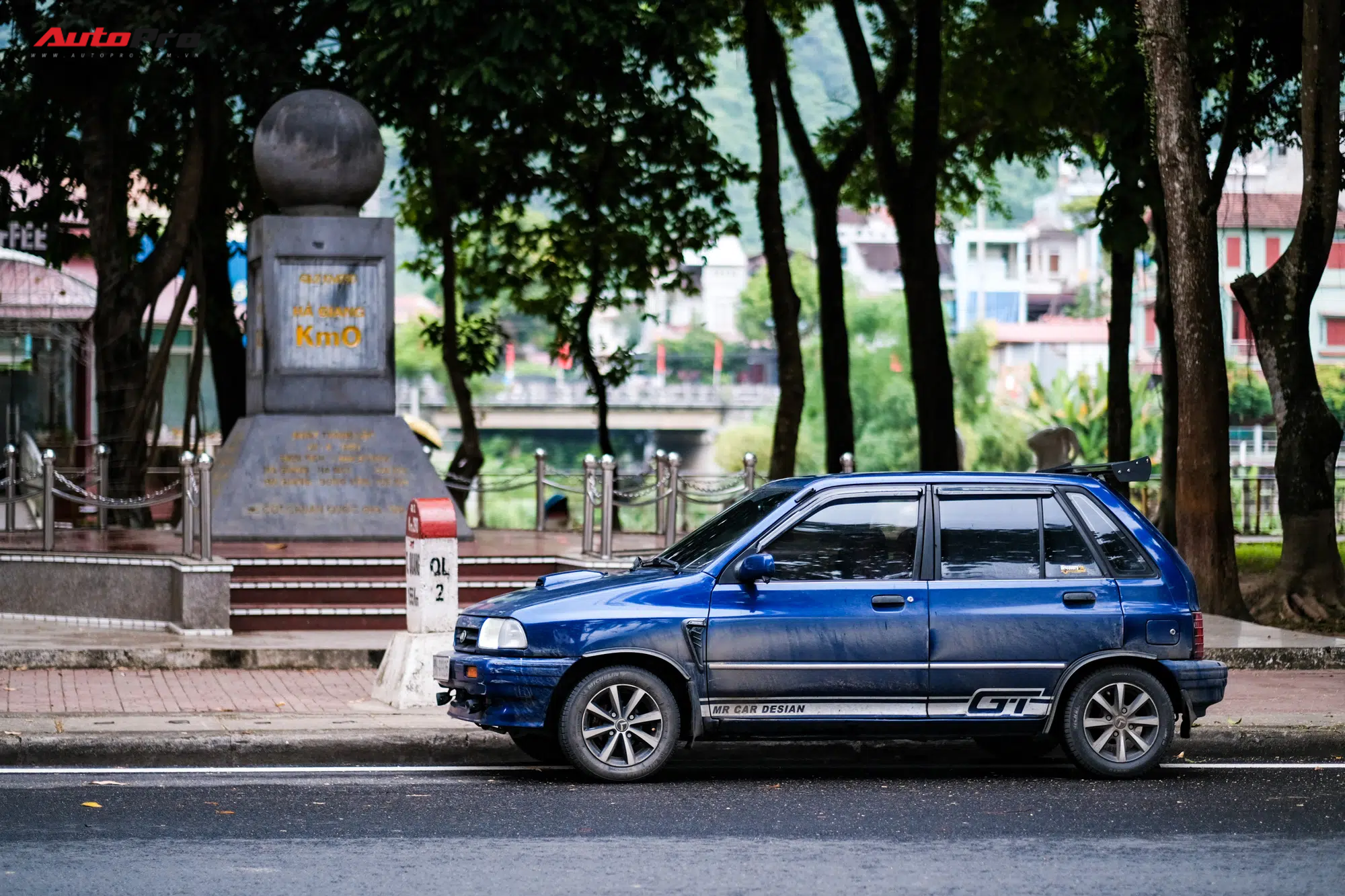 Gia đình 9X Hà thành vượt hơn 1.000km lên Hà Giang bằng ô tô 80 triệu: ‘Không khủng khiếp như lời đồn’ - Ảnh 1.