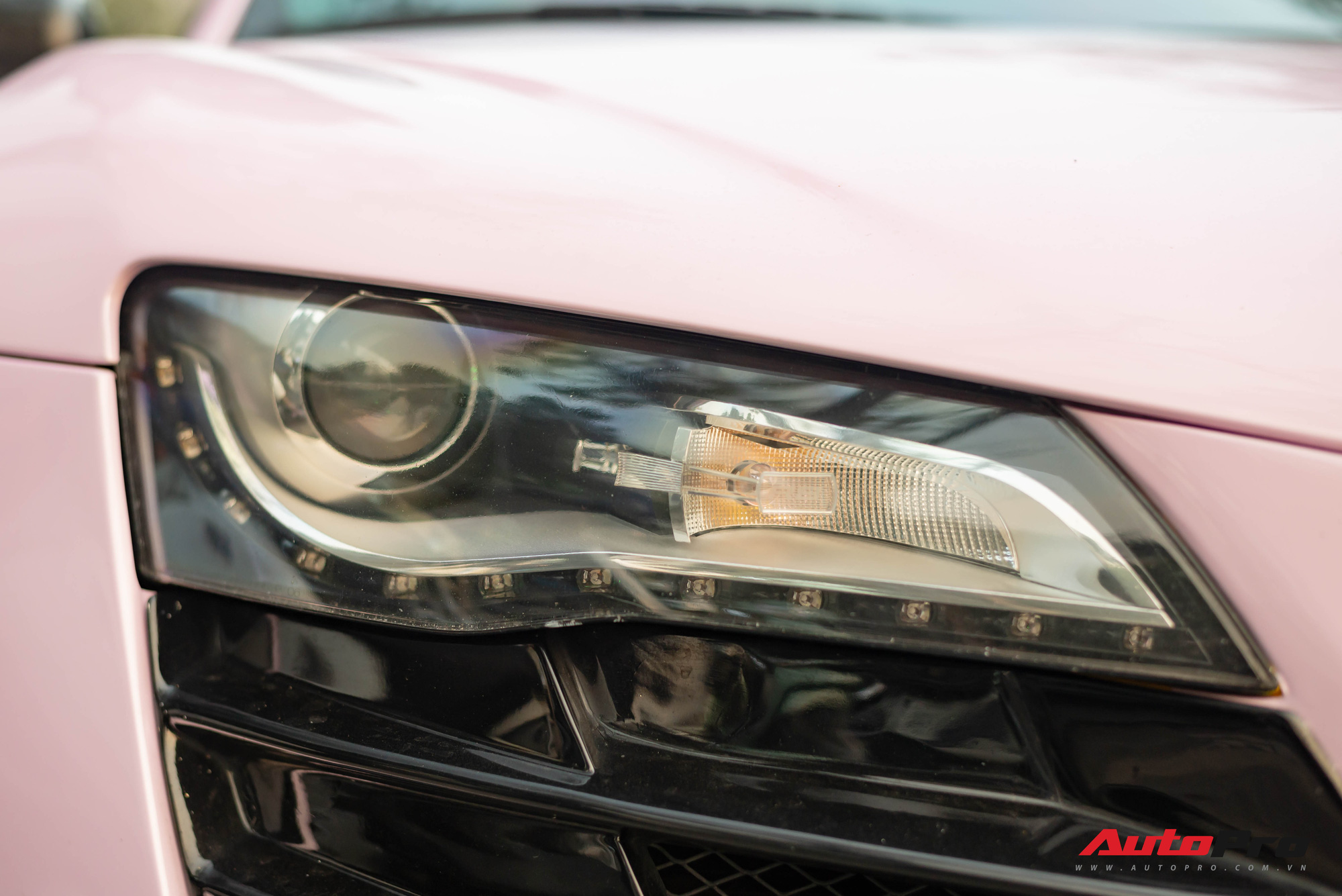 Audi R8 độ cực độc của đại gia Hà Thành trở nên nữ tính hơn nhờ chi tiết này - Ảnh 3.