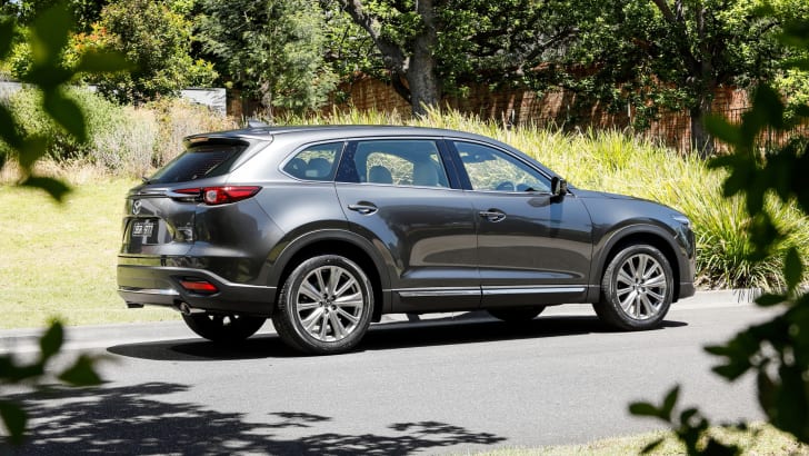 Hàng chính hãng bị khai tử, Mazda CX-9 nhập tư chào hàng khách Việt với giá 4 tỷ đồng ngang ngửa Volvo XC90 - Ảnh 4.