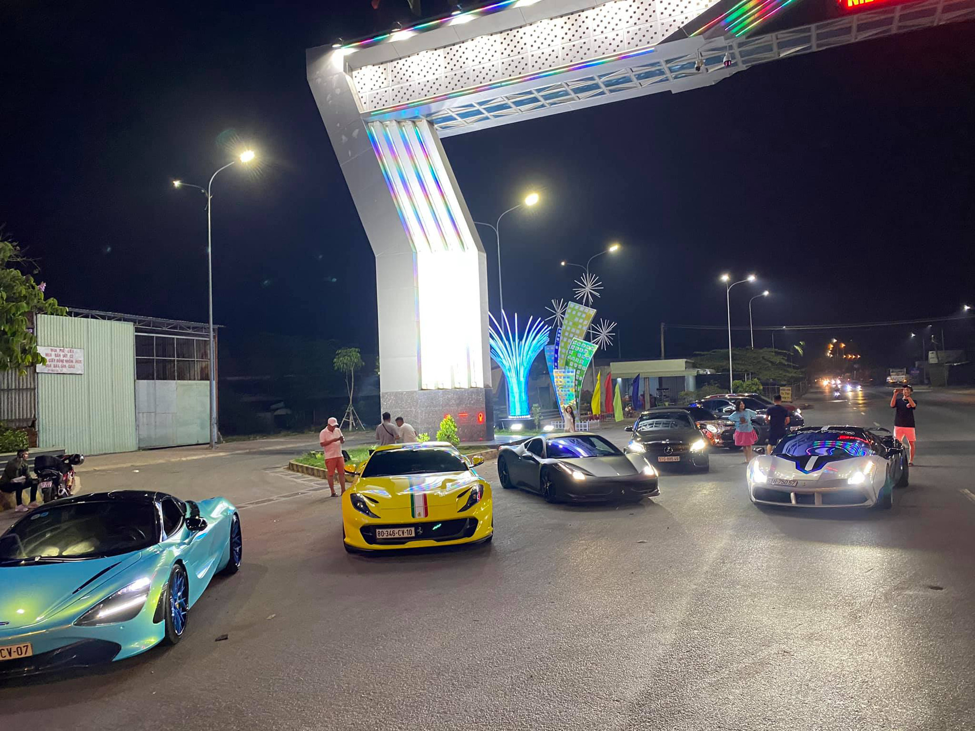 Dàn siêu xe Evo Team đổ bộ Tây Ninh dịp cuối tuần, hai chiếc xuất hiện với diện mạo mới - Ảnh 2.