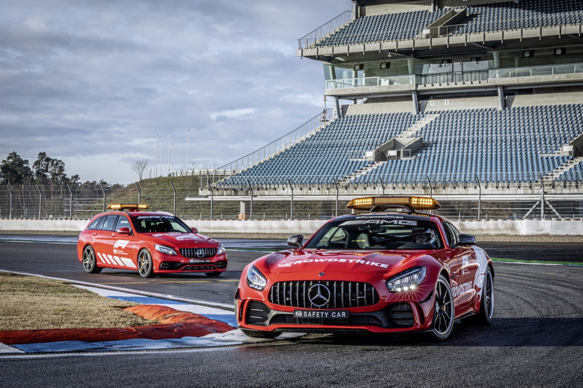 Ngắm bộ đôi Mercedes-AMG làm xe an toàn và xe y tế của giải đua F1 - Ảnh 1.