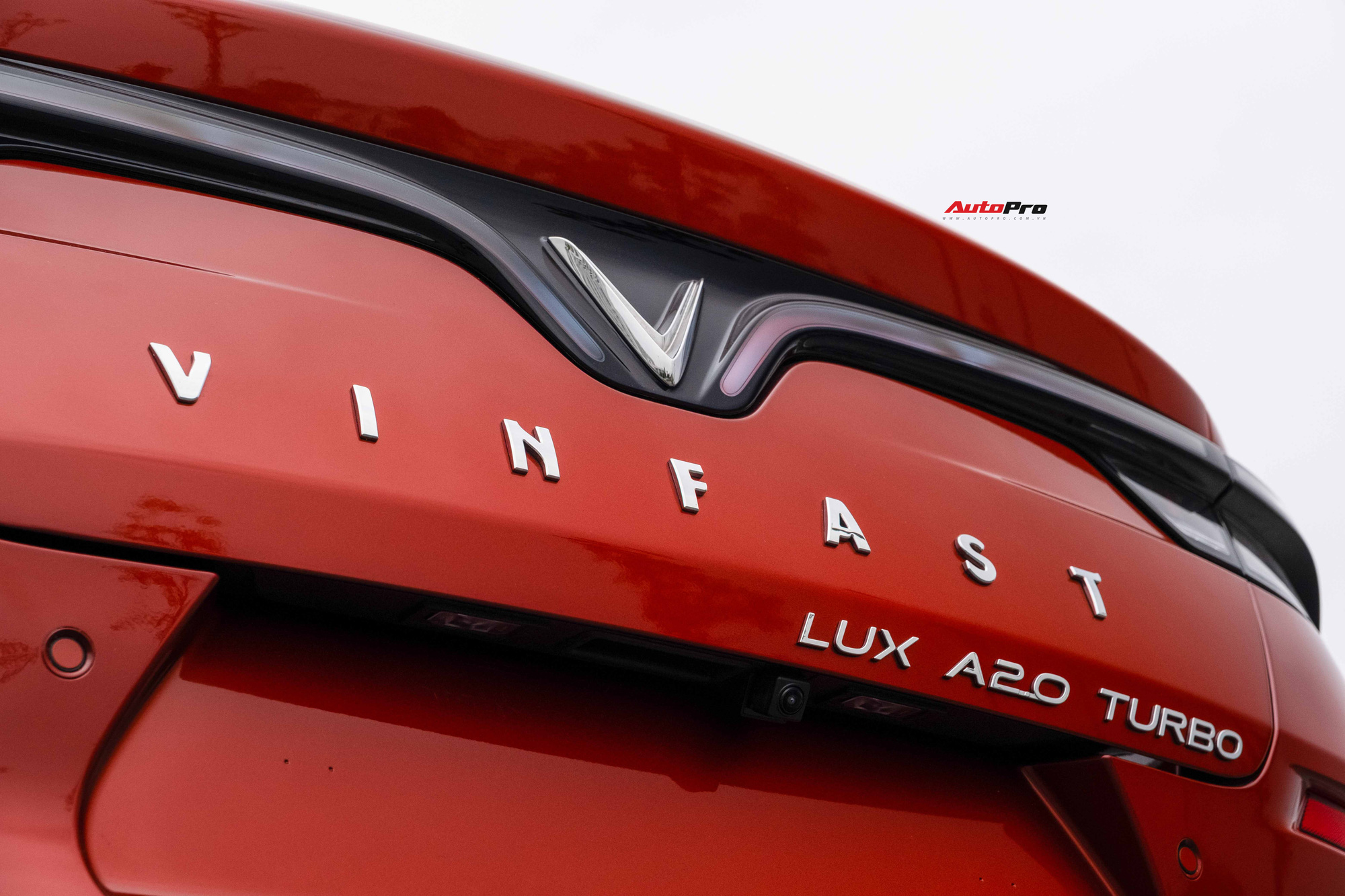 Vừa mua VinFast Lux A2.0 bản full còn chưa đăng ký đã vội lên SA2.0, chủ xe nhượng lại giá 950 triệu đồng - Ảnh 3.