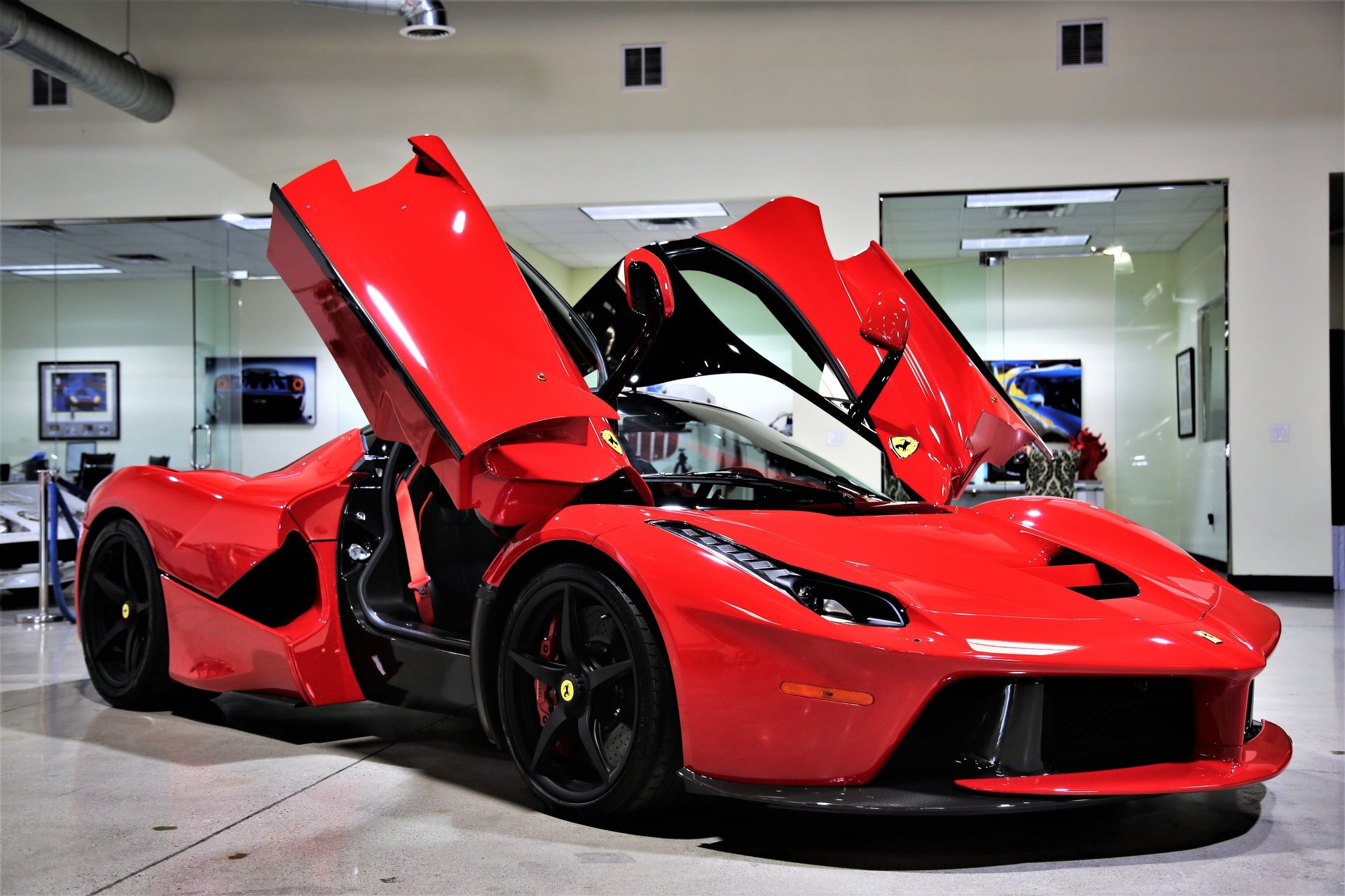 Ferrari SF90 Stradale của nữ đại gia 9x biến thành bản độc sau khi qua tay showroom, dân tình chờ đón siêu phẩm LaFerrari mới - Ảnh 7.