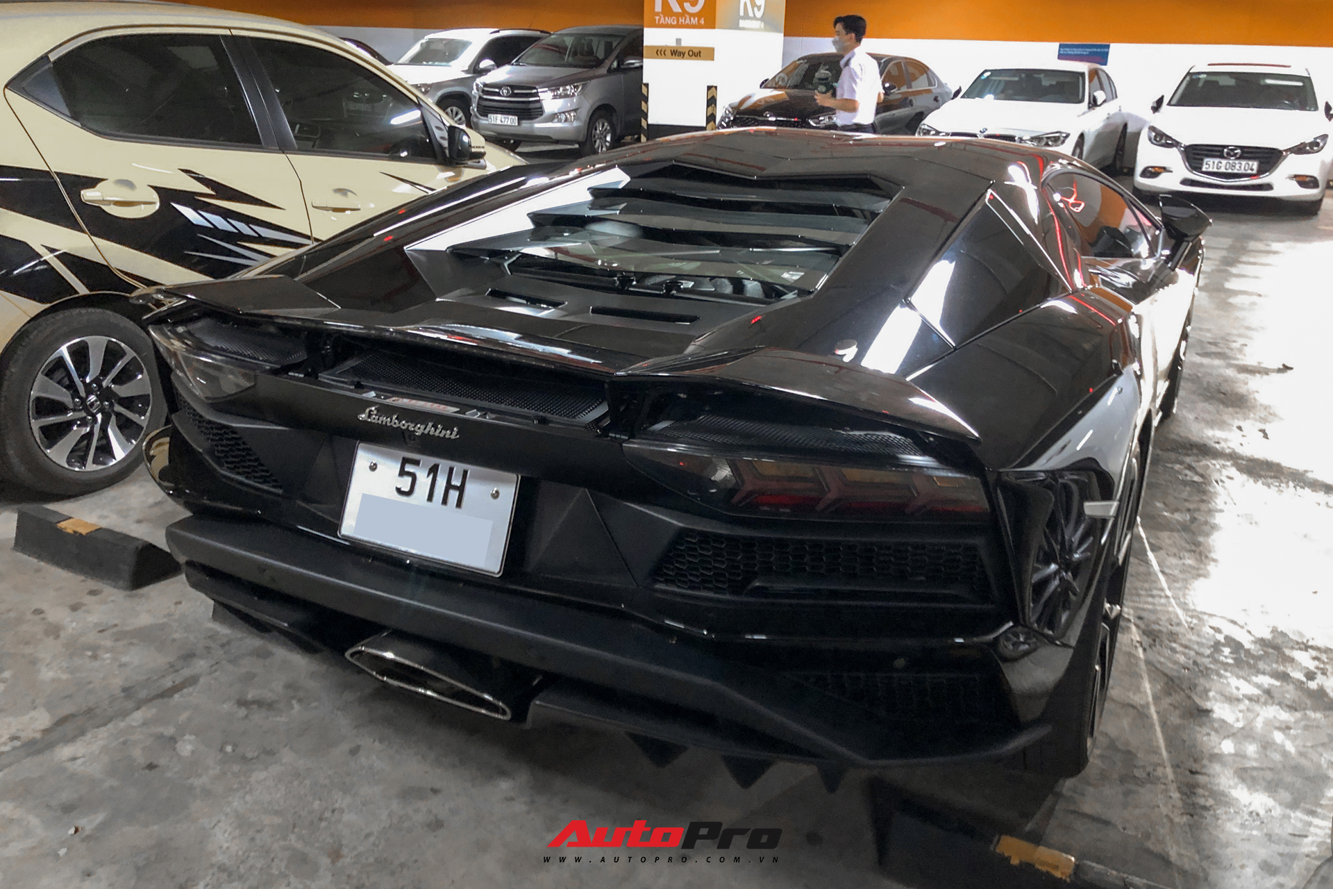 Lamborghini Aventador S màu đen độc nhất Việt Nam lộ diện, biển số mới khẳng định hoa đã có chủ - Ảnh 7.