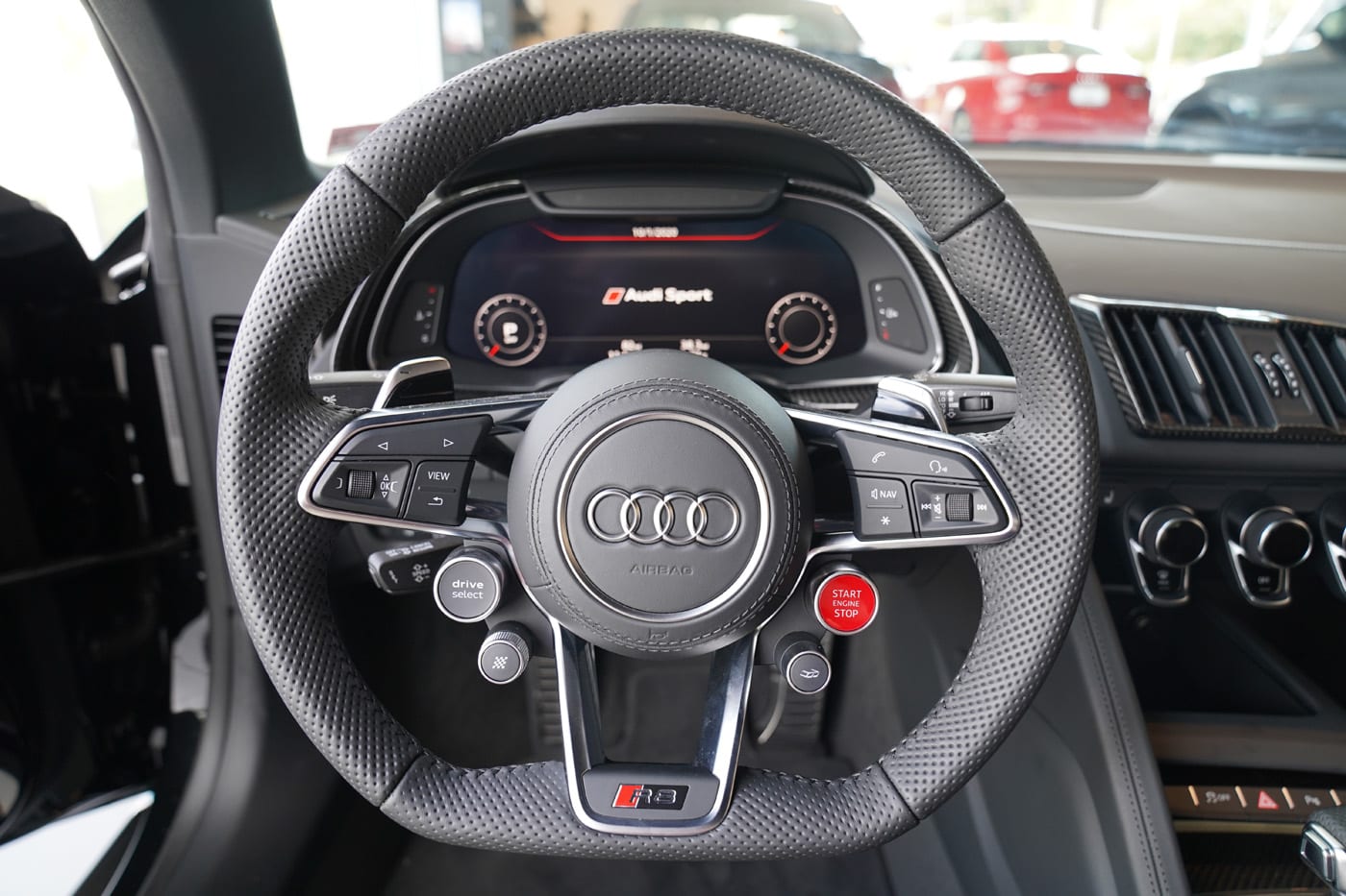 Đại gia lan đột biến chốt thêm Audi R8 cực độc, giá trị ước tính trên 20 tỷ đồng - Ảnh 4.