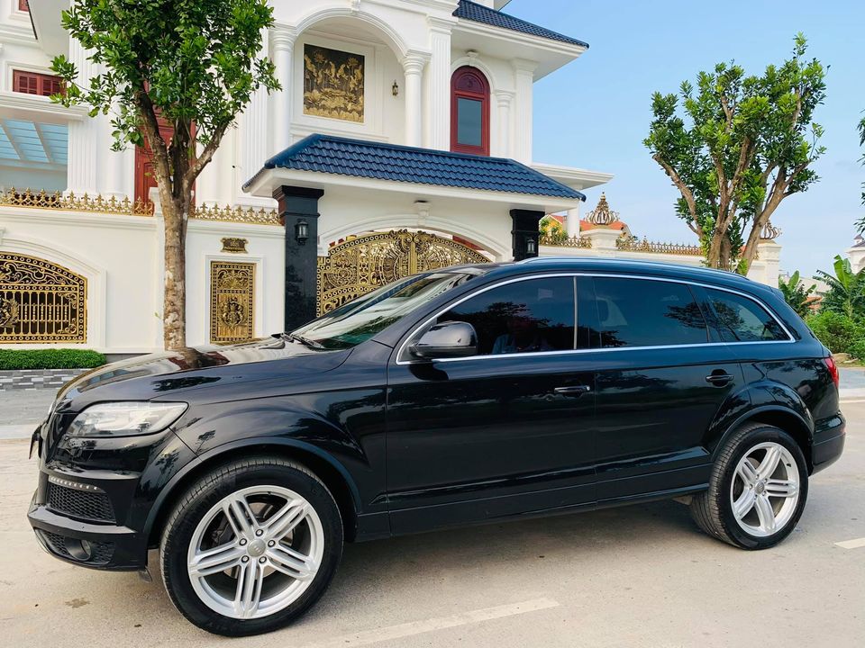 Bỏ 4 tỷ mua Audi Q7 rồi bán giá 1 tỷ, chủ xe vẫn tự tin khẳng định chất lượng xe như đập hộp - Ảnh 1.