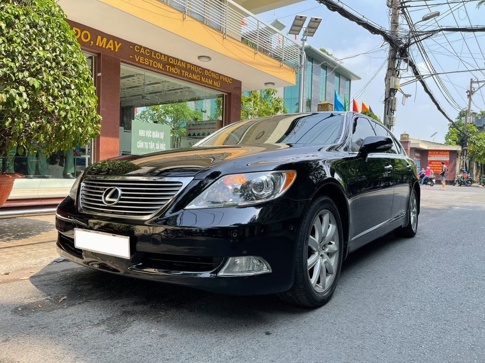 Hết thời, Lexus LS 460L mất giá rẻ hơn Toyota Camry dù chỉ chạy 9.000km/năm - Ảnh 6.