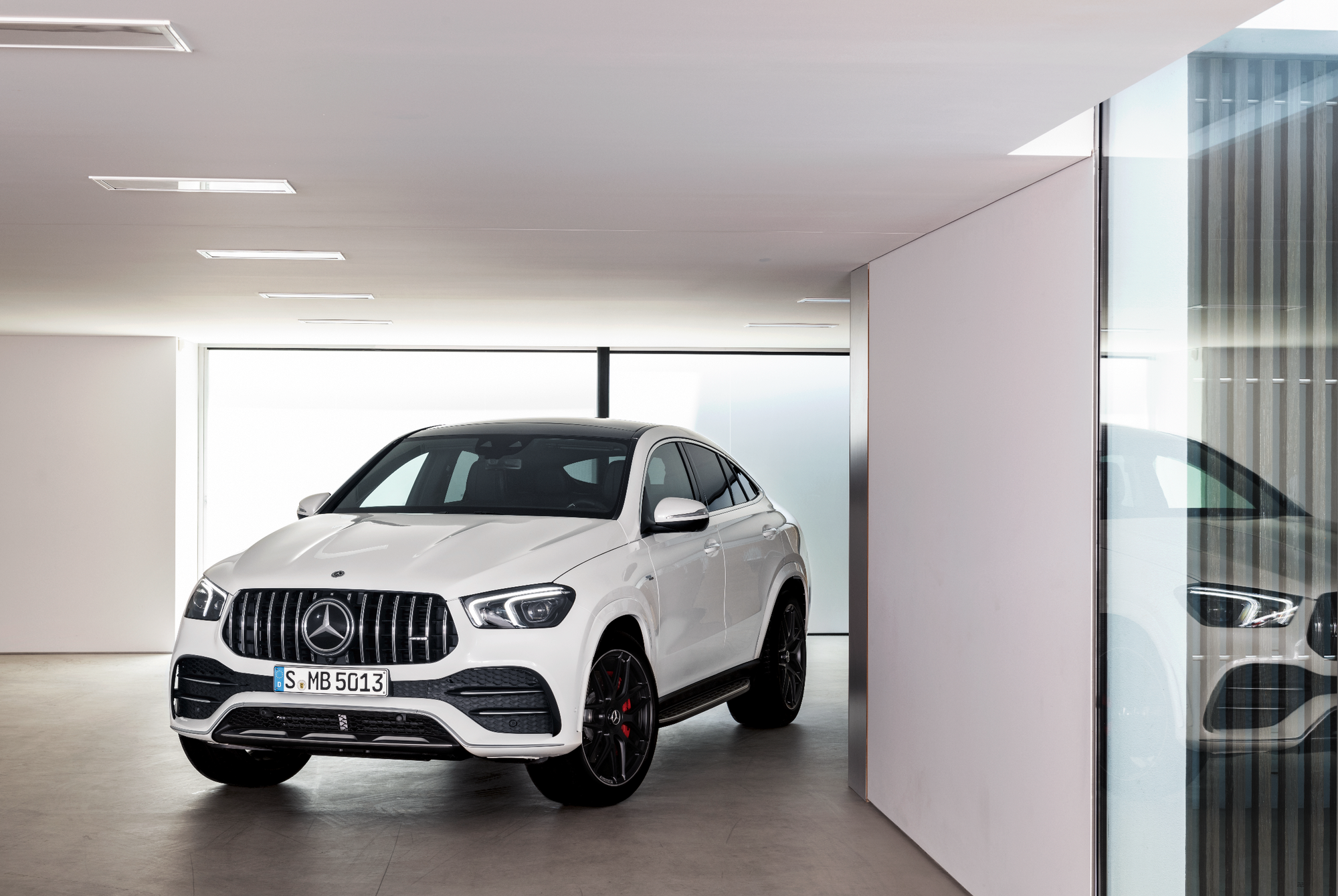 Mercedes-Benz GLE Coupe 2021 ra mắt Việt Nam: Giá 5,35 tỷ đồng, full đồ chơi đấu BMW X6 - Ảnh 6.