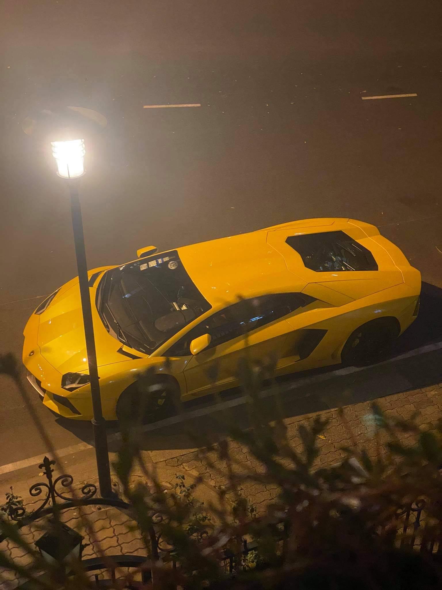 Thêm Lamborghini Aventador âm thầm về Việt Nam: Là cái tên mới nhất dự VietRally - Ảnh 1.