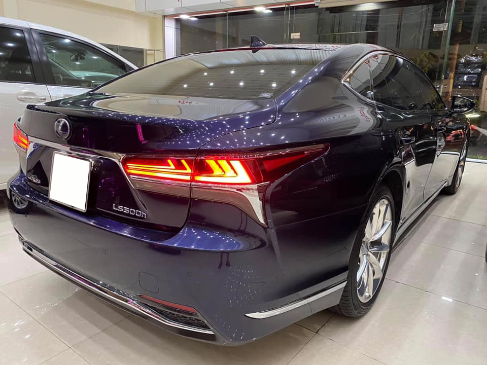 Mua 9 tỷ bán hơn 6 tỷ, chủ nhân Lexus LS 500h gánh khoản lỗ đủ tậu BMW X3 dù mới chạy 20.000km - Ảnh 2.
