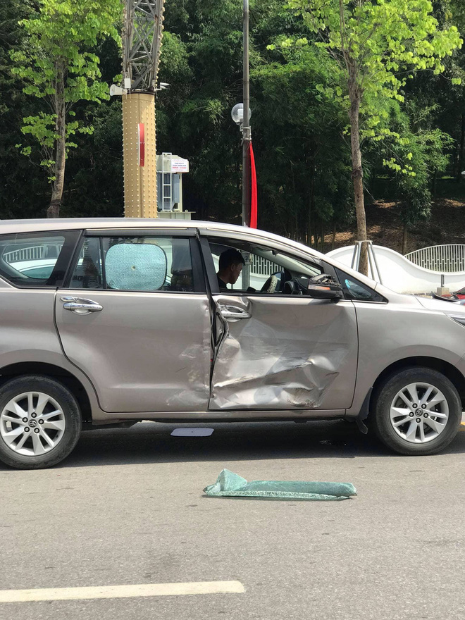 Bánh xe Hyundai bất ngờ rụng, lăn ra đường - Camera hành trình “bóc” cú đâm gây tai hoạ - Ảnh 2.