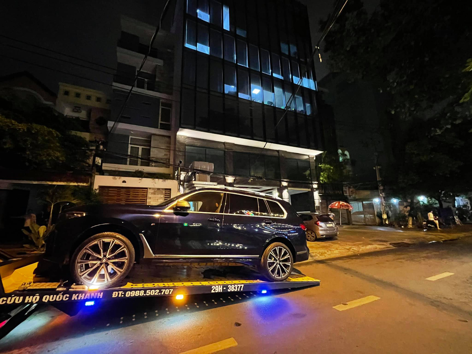 BMW X7 M50i độc nhất Việt Nam về tay đại gia Hà Thành, giá đồn đoán đắt ngang Lexus LX 570 Super Sport - Ảnh 3.