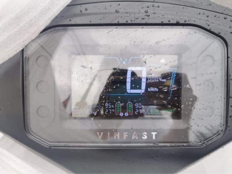 VinFast Vento lộ diện trần trụi trước giờ G: Dáng như Klara S, nhiều trang bị xịn hơn, sẽ ra mắt tháng sau - Ảnh 4.