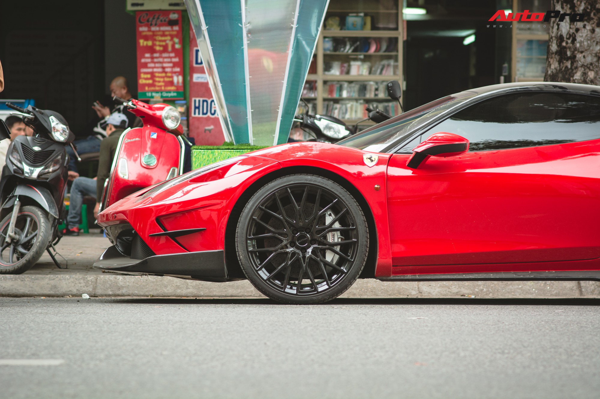 Ferrari 458 Italia từng qua tay Phan Thành được bán lại với giá từ 9,9 tỷ đồng - Ảnh 5.
