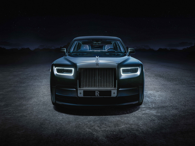 Rolls-Royce là biểu tượng của lòng khát khao và sự thành đạt, hãy cùng khám phá vẻ đẹp vô cùng ấn tượng của những chiếc xe cổ điển trong bộ sưu tập của Rolls-Royce.