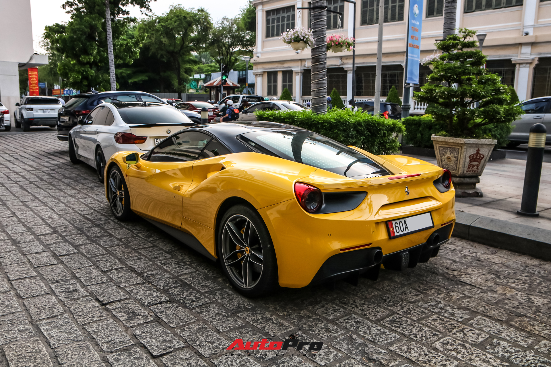 Ferrari 488 GTB của doanh nhân Đồng Nai bất ngờ xuất hiện tại Sài Gòn, lai lịch chiếc xe là điểm đáng chú ý - Ảnh 5.