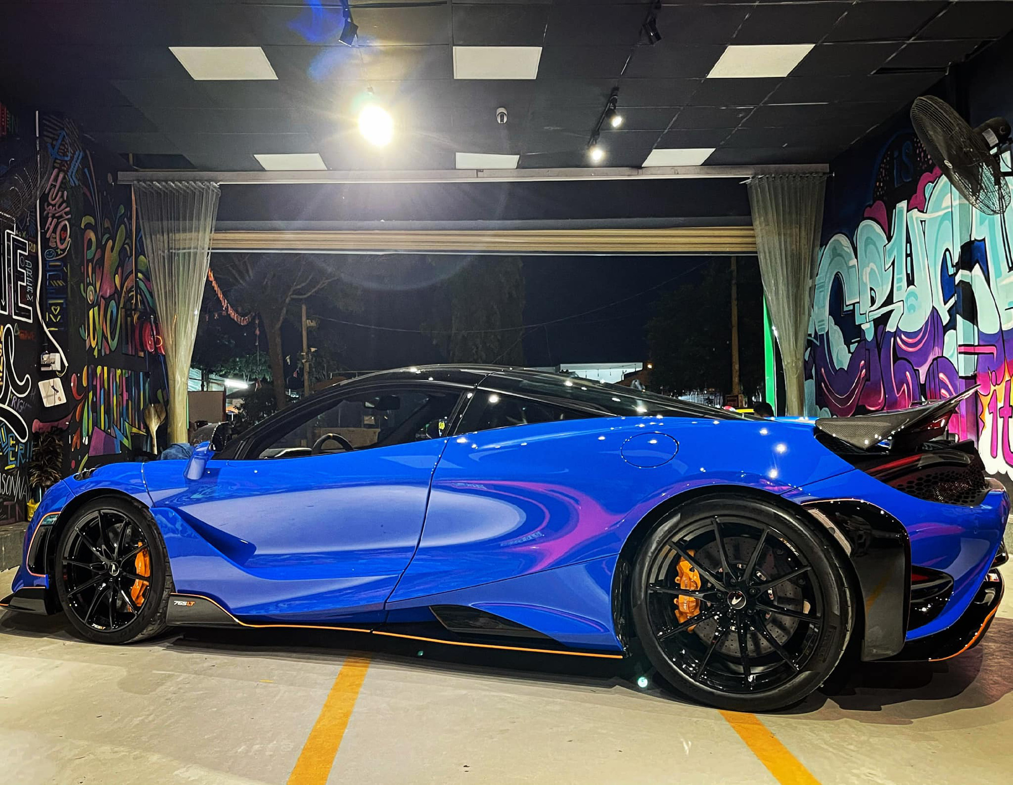 Mua xe chưa lâu, đại gia lan đột biến thanh lý McLaren 765LT thứ hai về Việt Nam ra thị trường xe cũ - Ảnh 5.