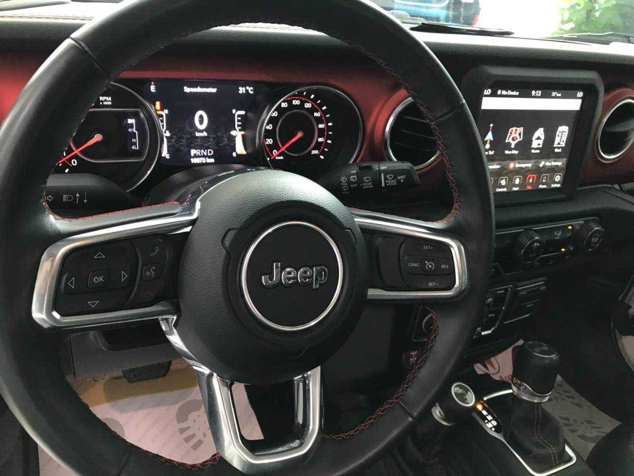 Chạy 11.000km, hàng hiếm Jeep Wrangler Rubicon vẫn có giá đắt ngang ngửa Porsche Macan S - Ảnh 5.