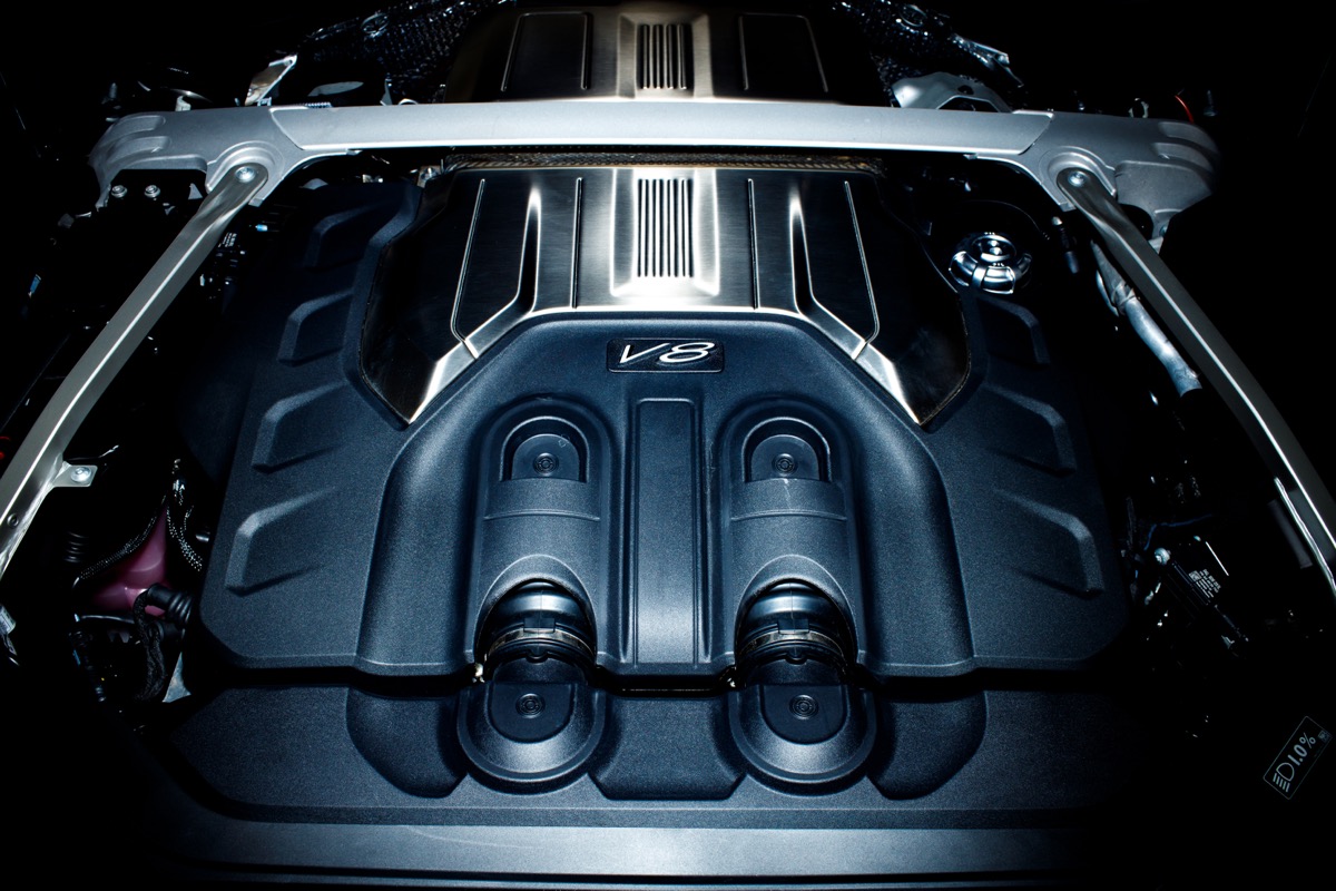 Bentley Flying Spur V8 First Edition chính hãng đầu tiên Việt Nam giá từ 18 tỷ đồng: Toàn trang bị xịn xò cho giới nhà giàu - Ảnh 12.