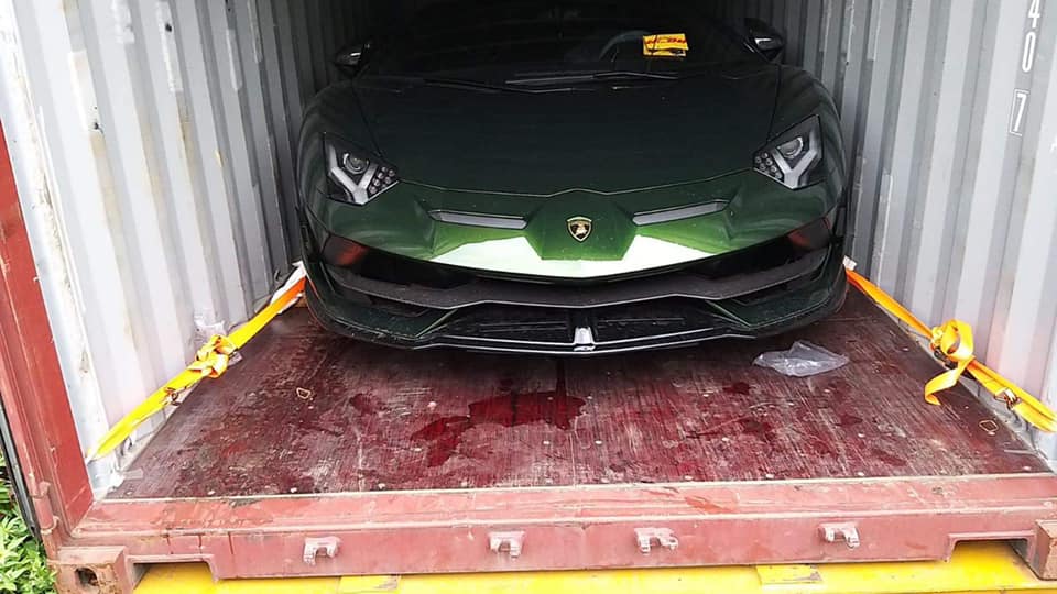 Đại gia lan Sài Gòn khoe Lamborghini Aventador SVJ màu độc nhất Việt Nam, bổ sung vào bộ sưu tập hàng loạt siêu xe khủng - Ảnh 1.