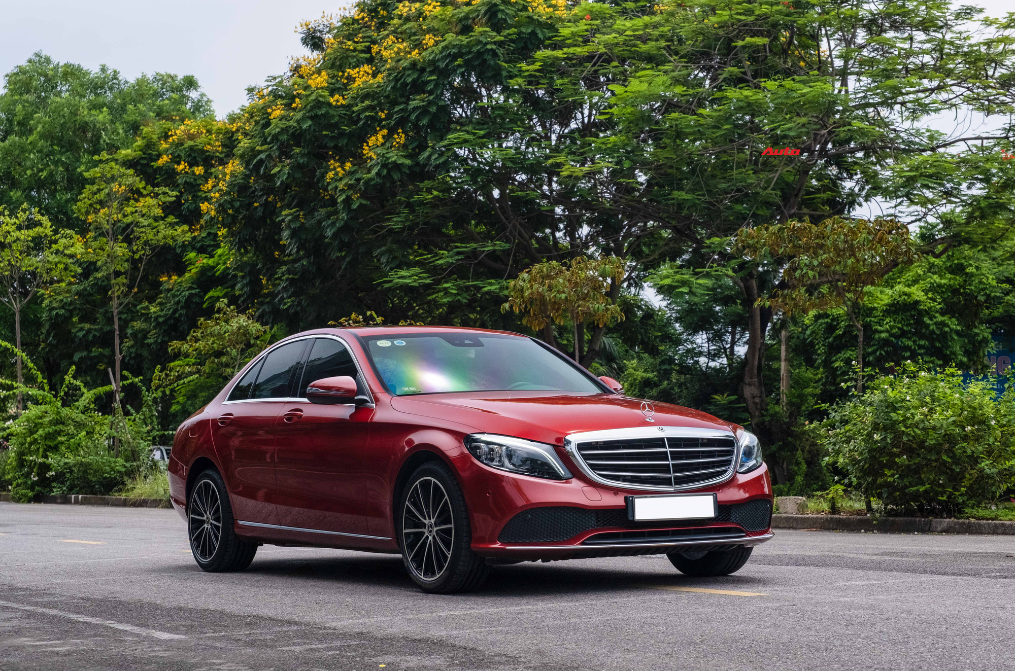 Mercedes-Benz C 200 Exclusive hạ giá sau 29.000km: Ngang giá Honda Accord ra biển, trang bị đáng cân nhắc hơn bản mới - Ảnh 7.