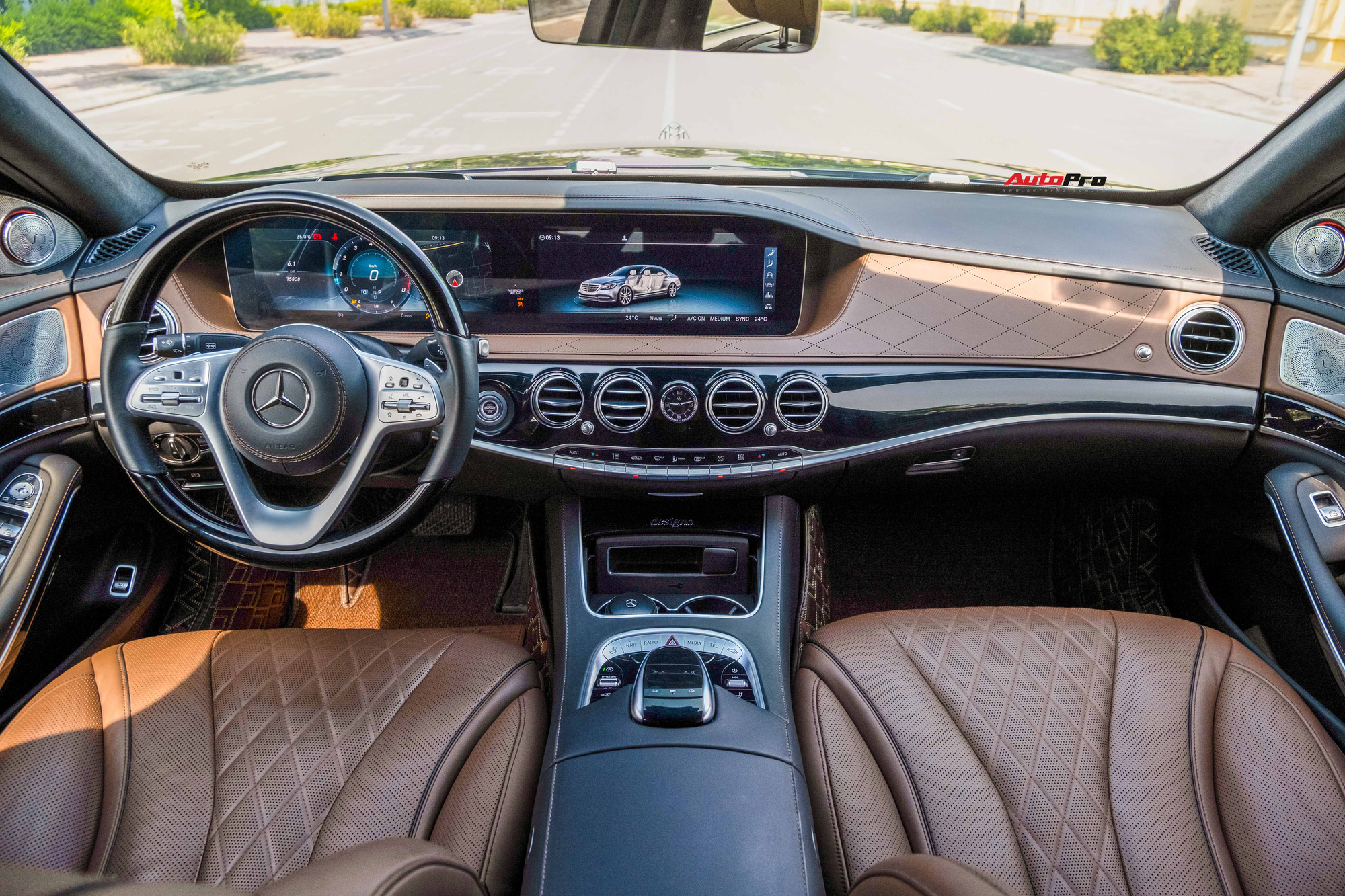 Sự thật về chiếc Mercedes-Maybach bán lại giá 4,3 tỷ dù giá niêm yết mua mới gần 15 tỷ đồng - Ảnh 4.