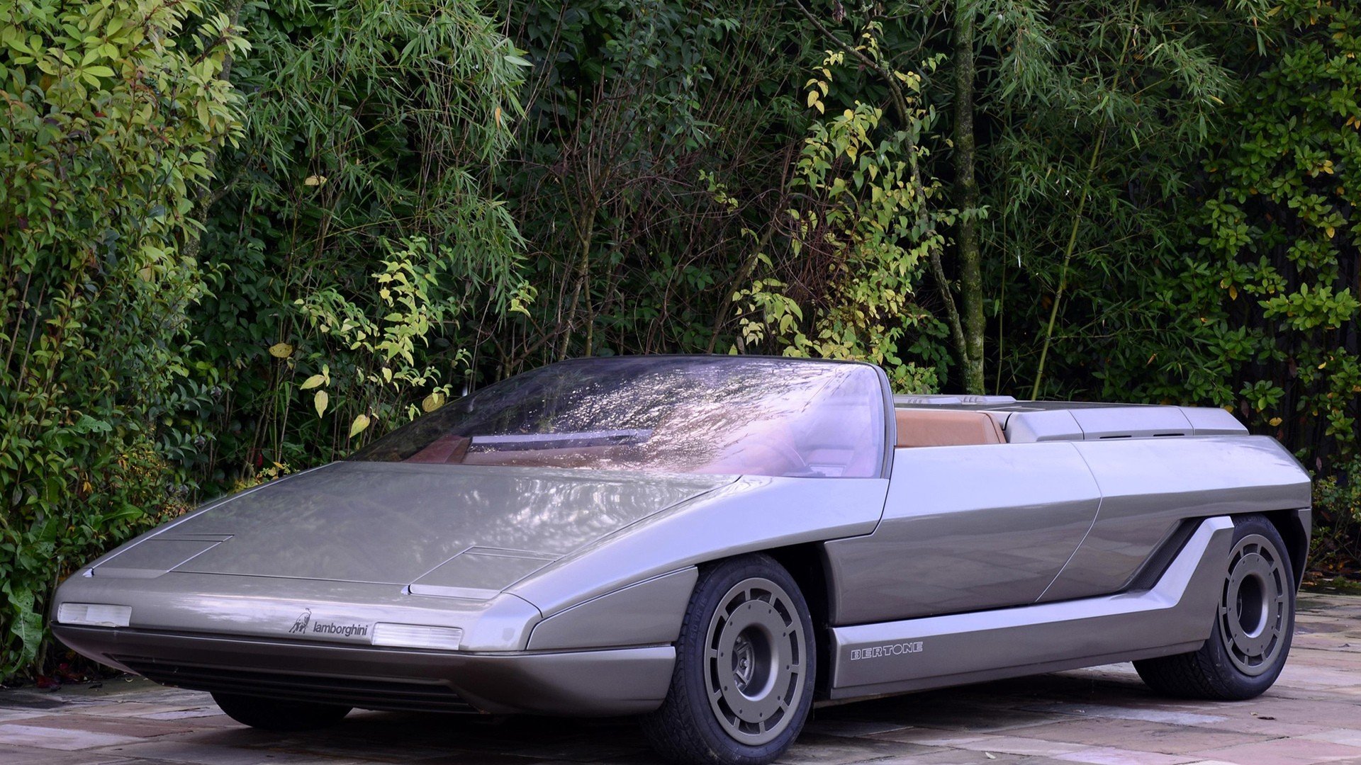 Những chiếc xe concept kỳ quặc của thập niên 1980 – Phần 2: “Thần mặt trời” Lamborghini Athon - Ảnh 2.