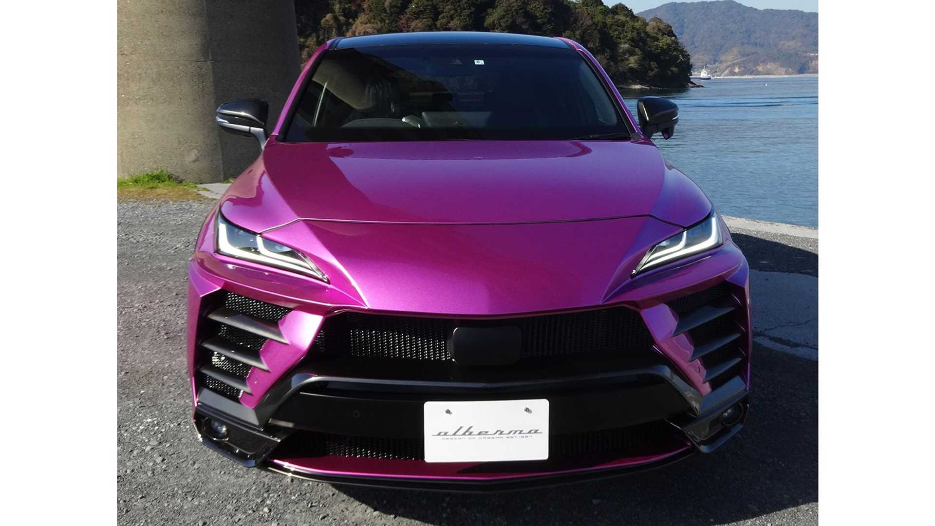 Chơi xe kiểu fake: Độ Toyota Venza giá rẻ thành siêu SUV Lamborghini Urus như thật - Ảnh 2.