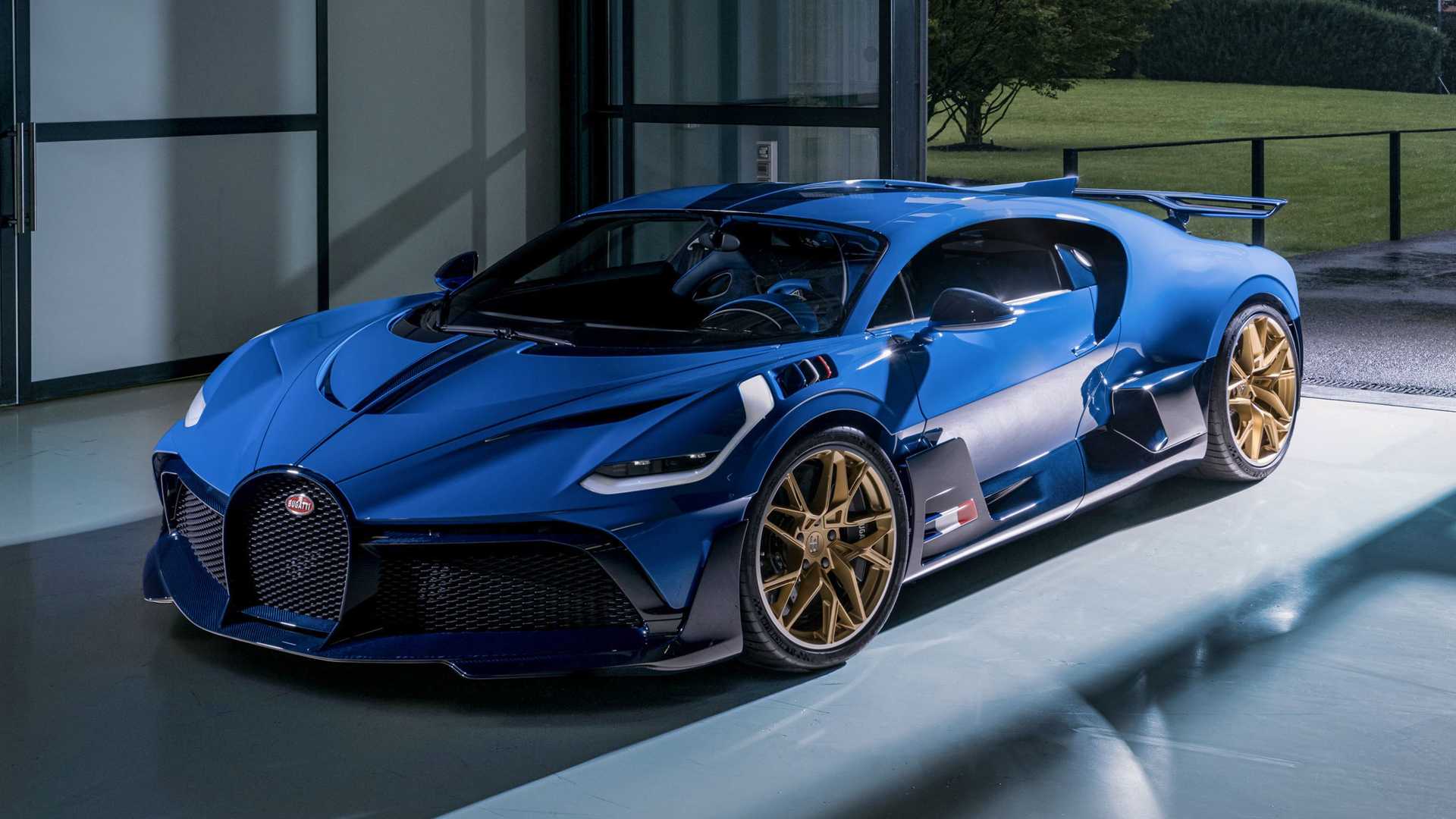 Xuất xưởng Bugatti Divo cuối cùng - Siêu xe có giá đắt gấp đôi Chiron