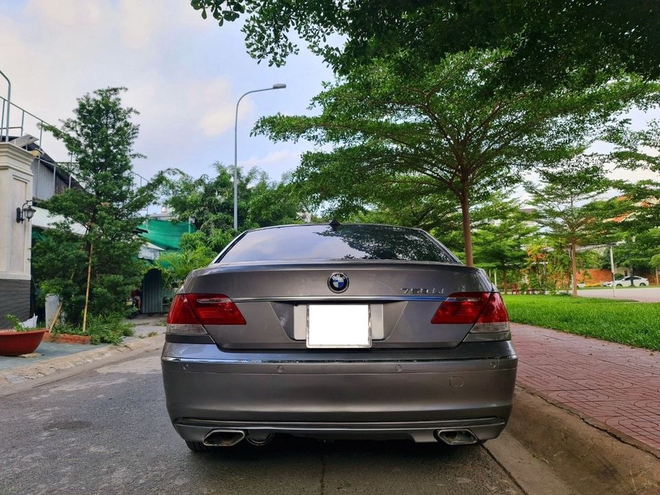 Giám đốc độ pô Mẹc cho BMW 7-Series rồi bán lại với giá rẻ ngang VinFast Fadil - Ảnh 3.