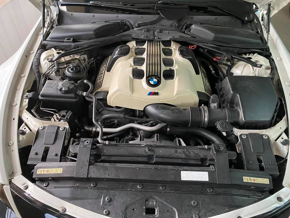 Nhìn như BMW M6 nhưng chiếc xe chạy 4.000km/năm này chỉ có giá rẻ ngang Toyota Camry - Ảnh 3.