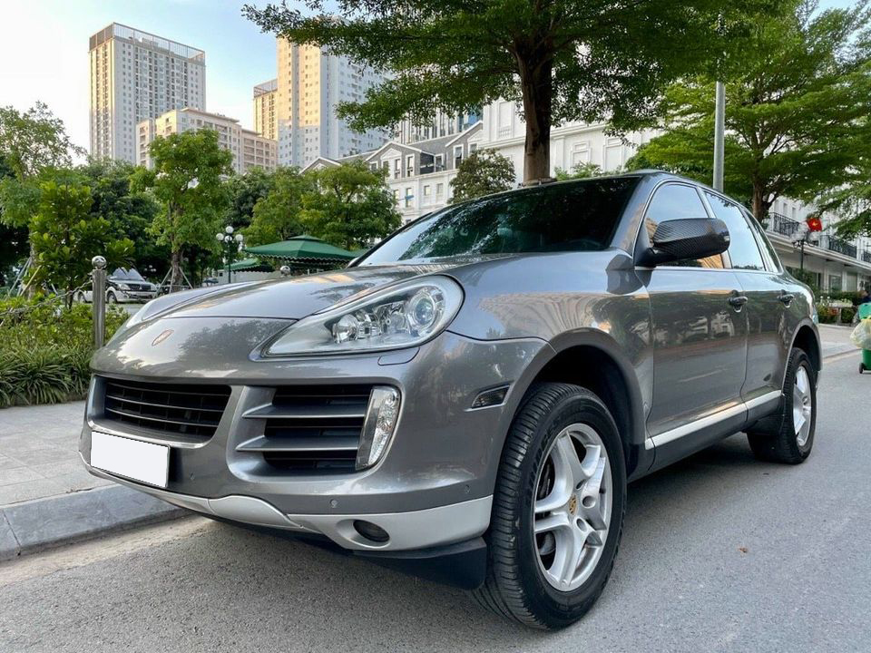 Sắp chạm ngưỡng 200.000km, Porsche Cayenne được chủ nhân hạ giá rẻ như Kia Seltos - Ảnh 6.